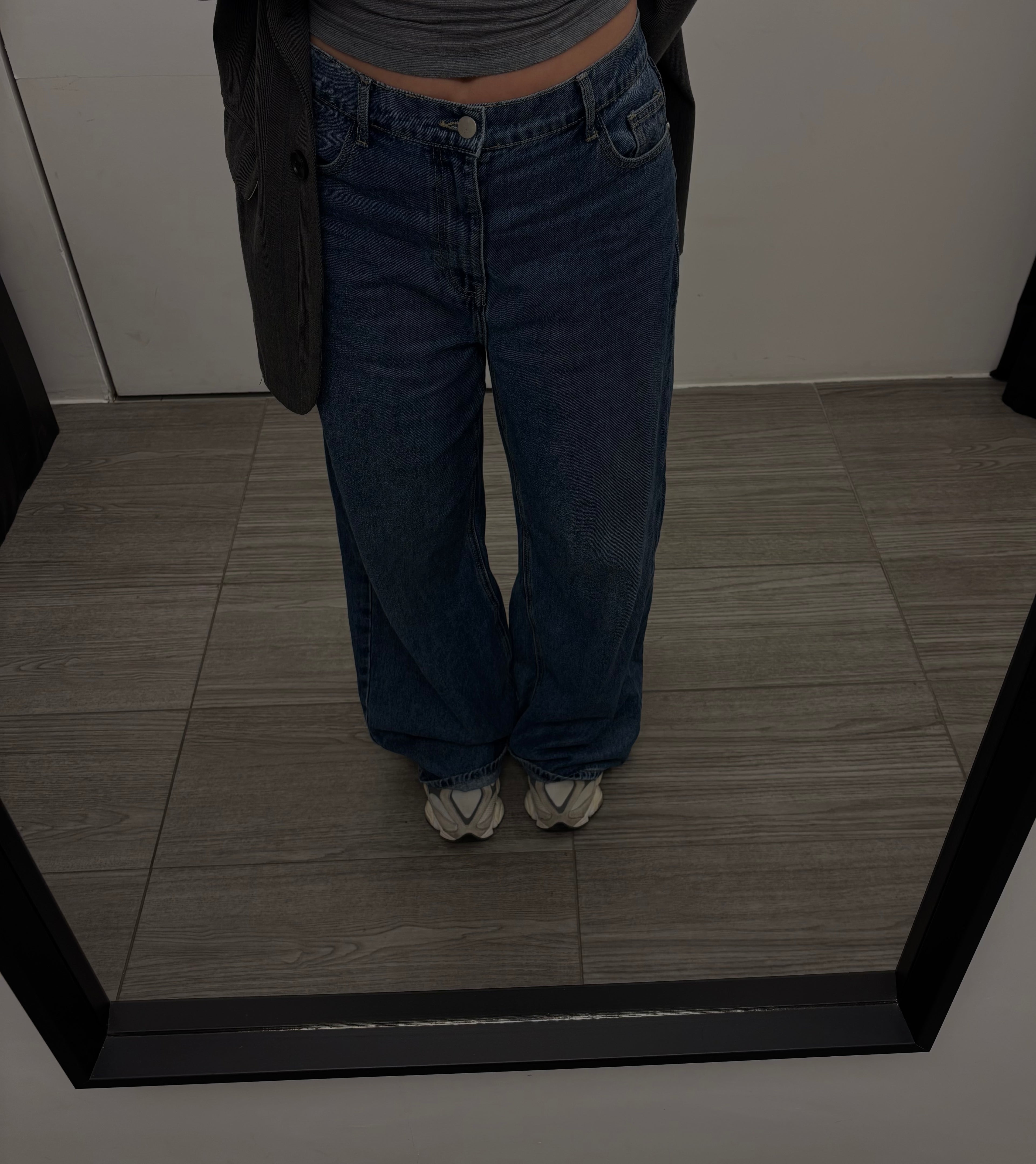 Jeans palazzo scuro