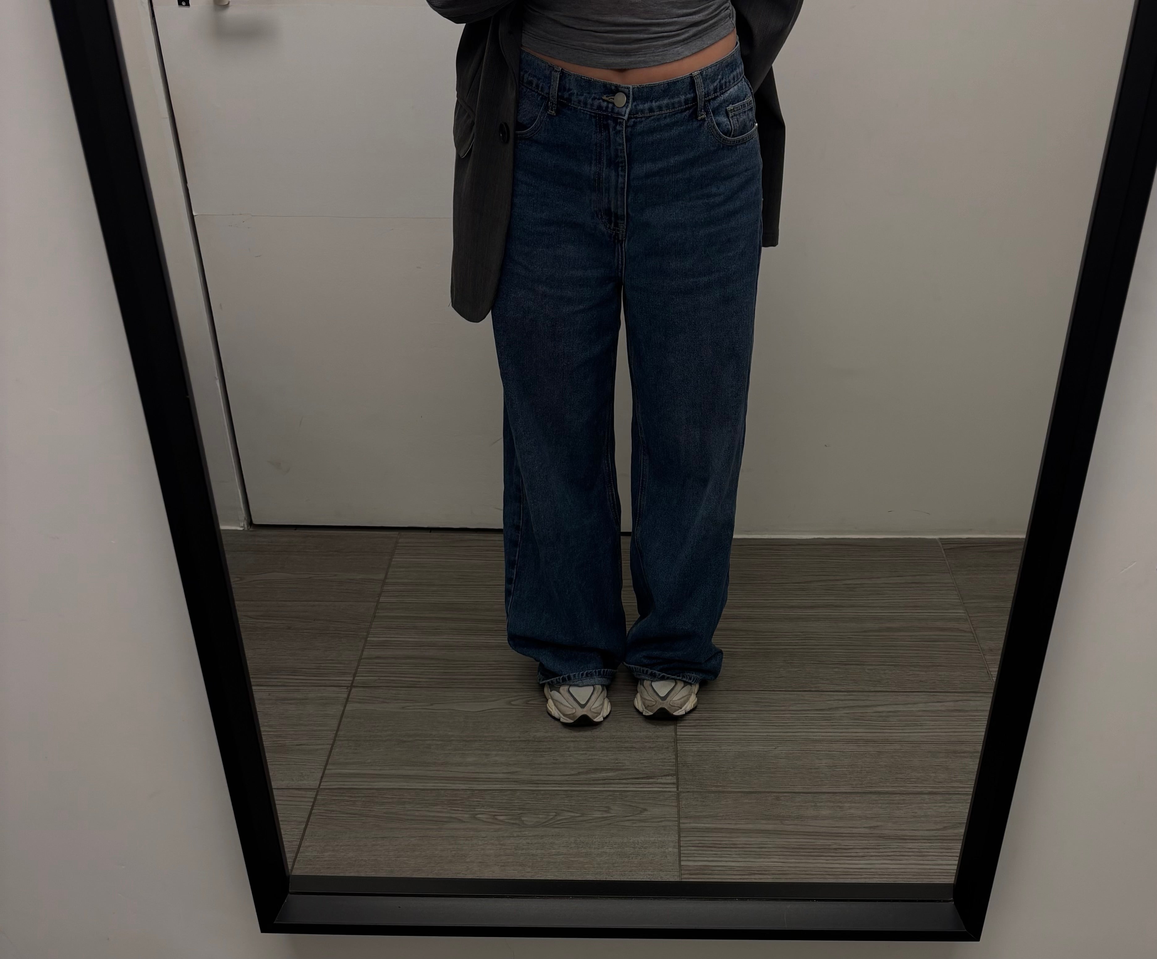 Jeans palazzo scuro