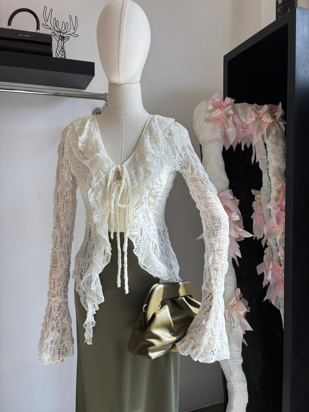 Maglia di pizzo aperta con rouge
